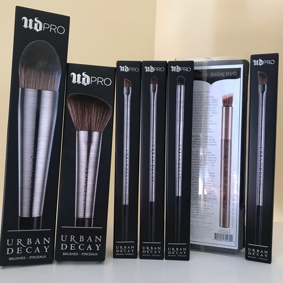 Urban Decay Other - Urban Decay Pro cosmetic brush set